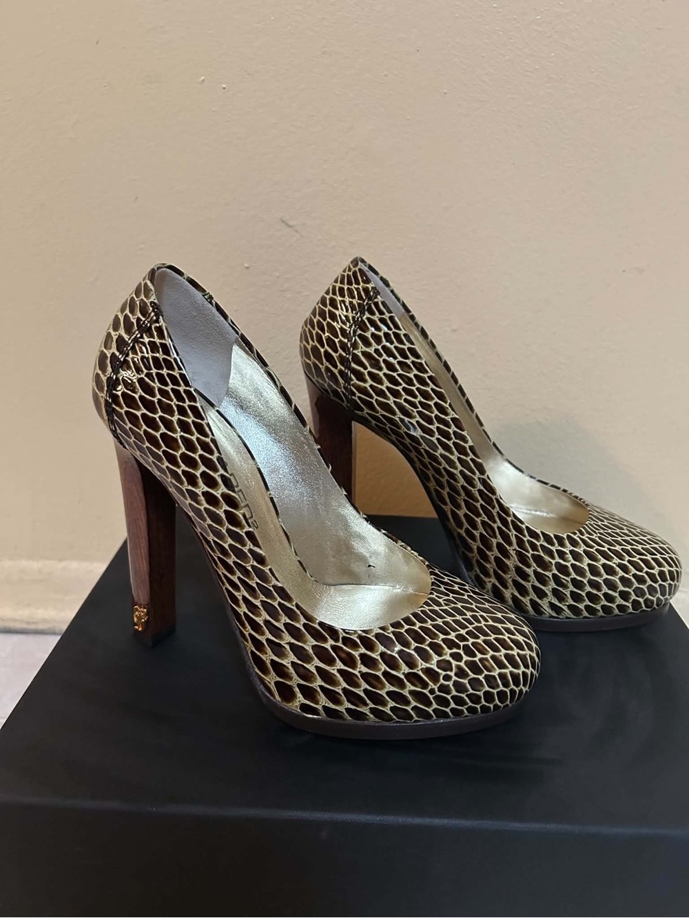 DSQUARED2 Brown Snake-Print Platform Pumps